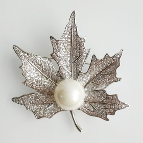 Clear CZ Maple leaf and White Pearl Brooch in Rhodium Plating
