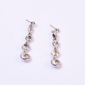 Crystal Link Earring in Rhodium
