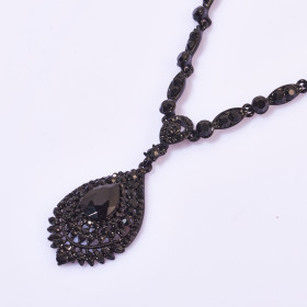 Crystal Peacock Eye Feather Style Necklace