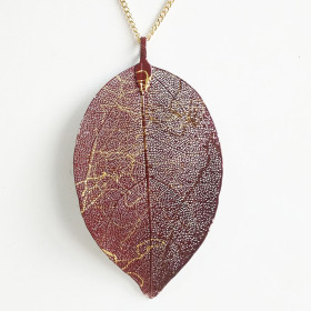 Natural Leaf Red Tone Long Necklace in Gold